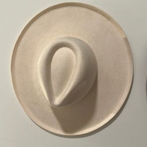 Lack of Color Melodic Fedora in Ivory S